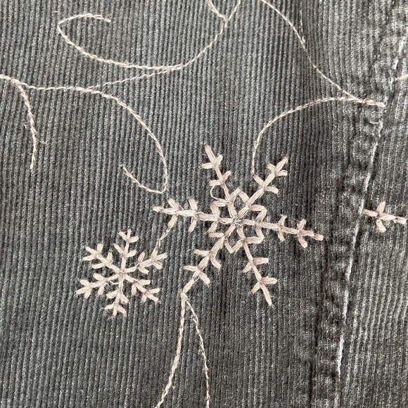 Woolrich Cotton Corduroy Full Zip Sleeveless Snowflake Front Pocket Vest - Picture 14 of 16